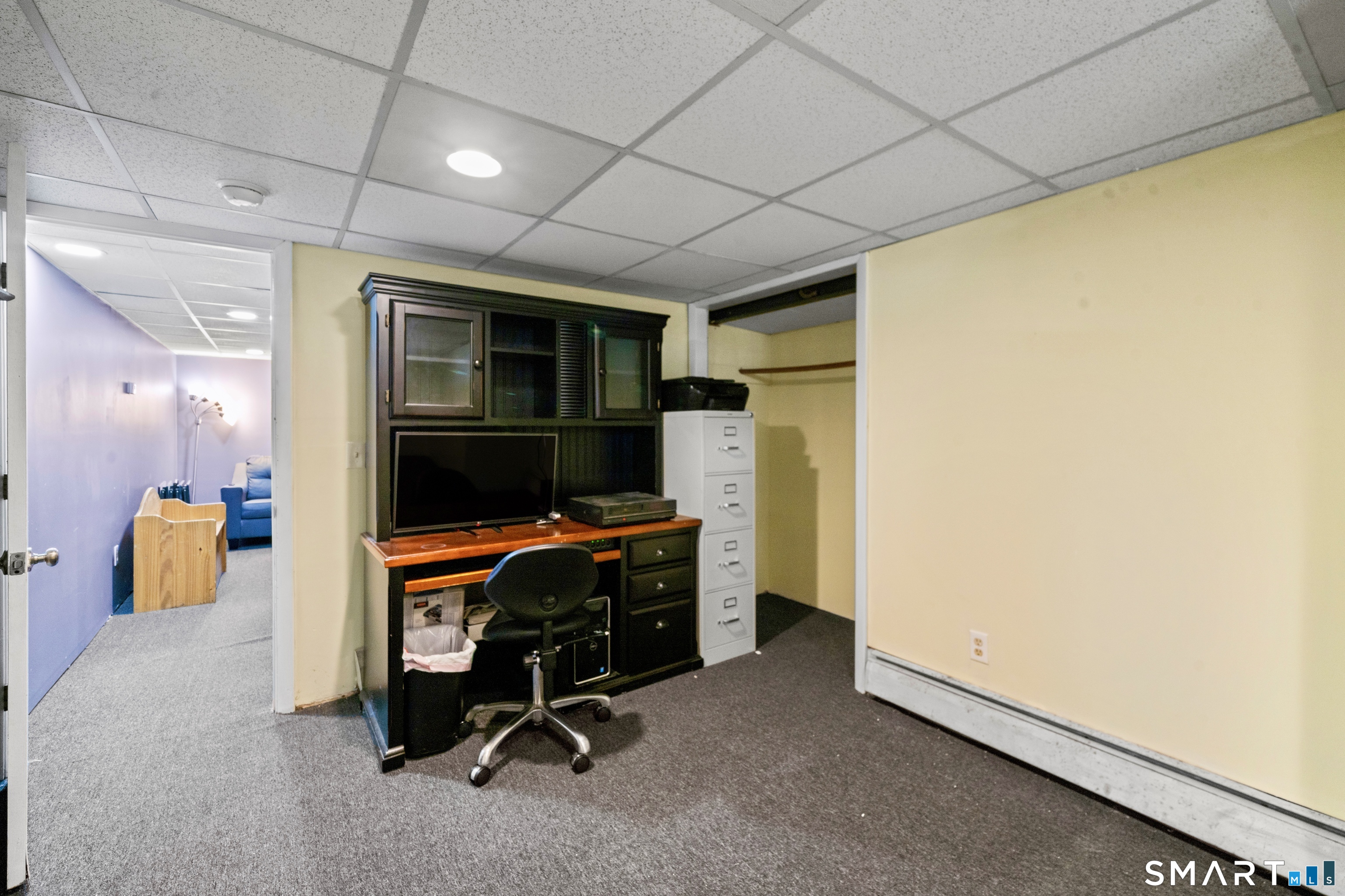 42 Oakwood Street Enfield CT 06082