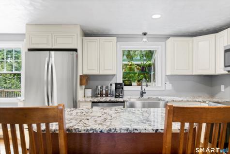 42 Oakwood Street Enfield CT 06082