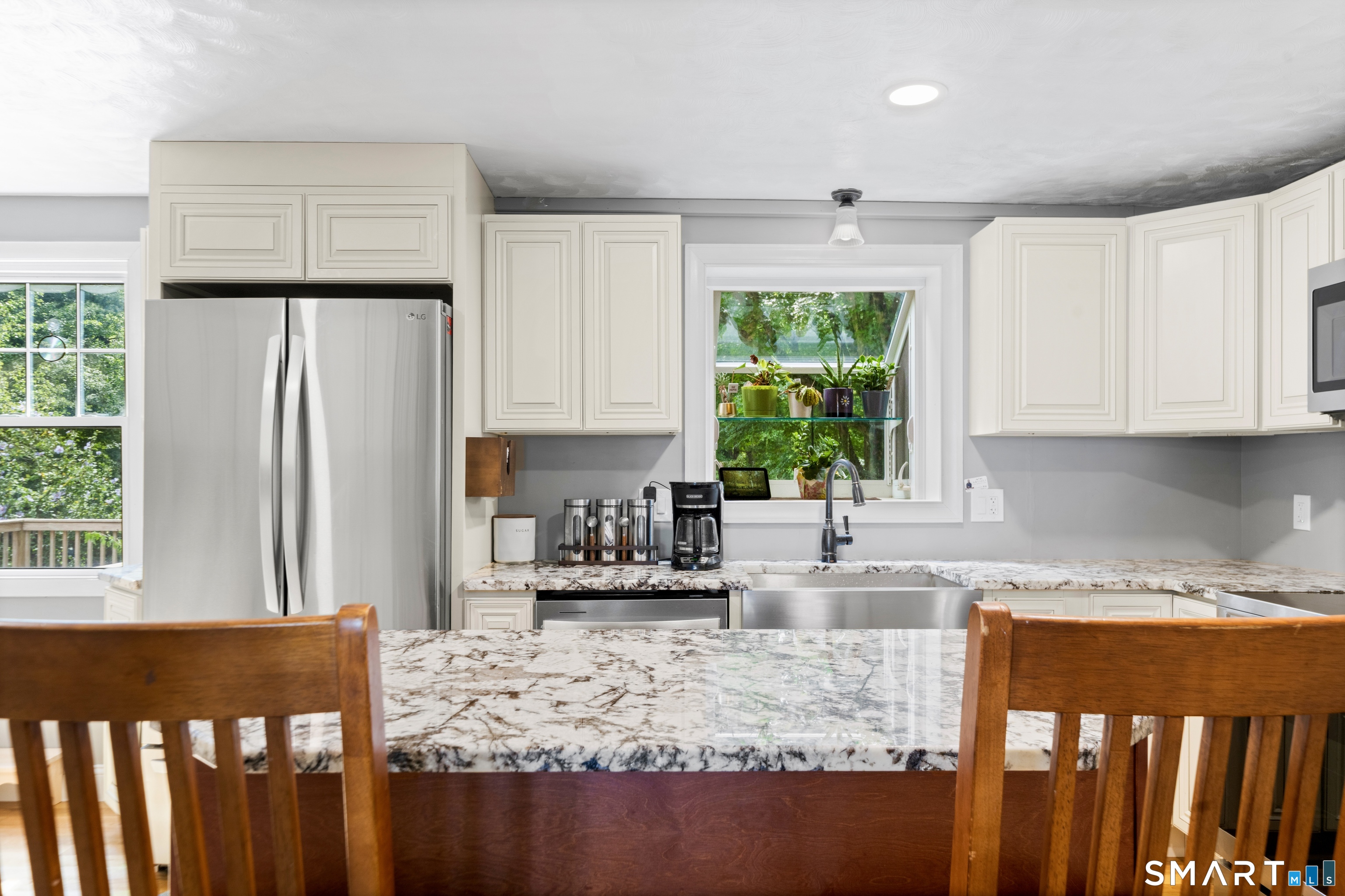42 Oakwood Street Enfield CT 06082