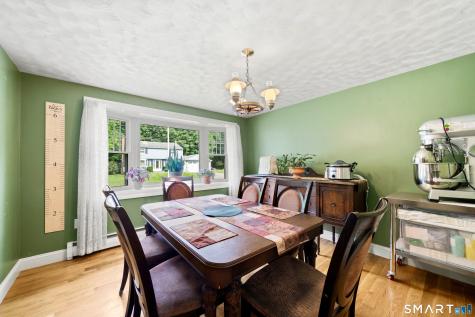 42 Oakwood Street Enfield CT 06082