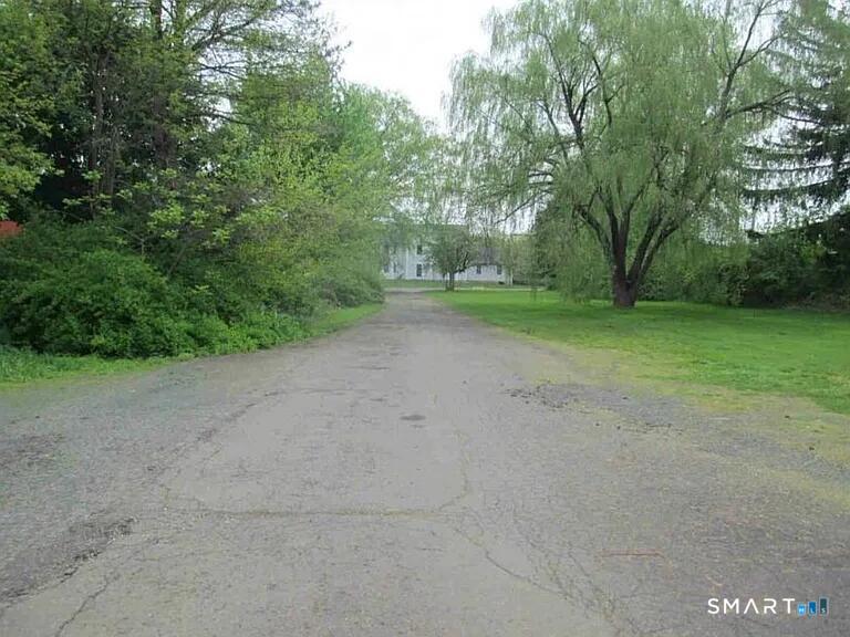 995 North Farms Road Wallingford CT 06492