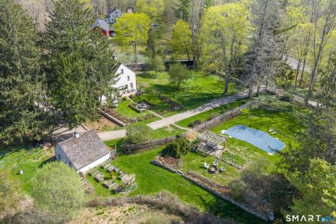 313 Umpawaug Road Redding CT 06896