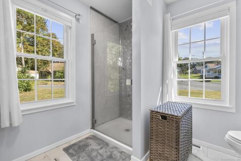 3 Topview Terrace Bristol CT 06010