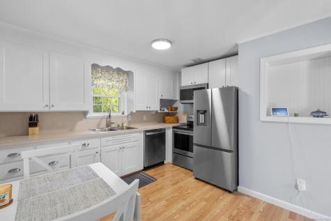 3 Topview Terrace Bristol CT 06010