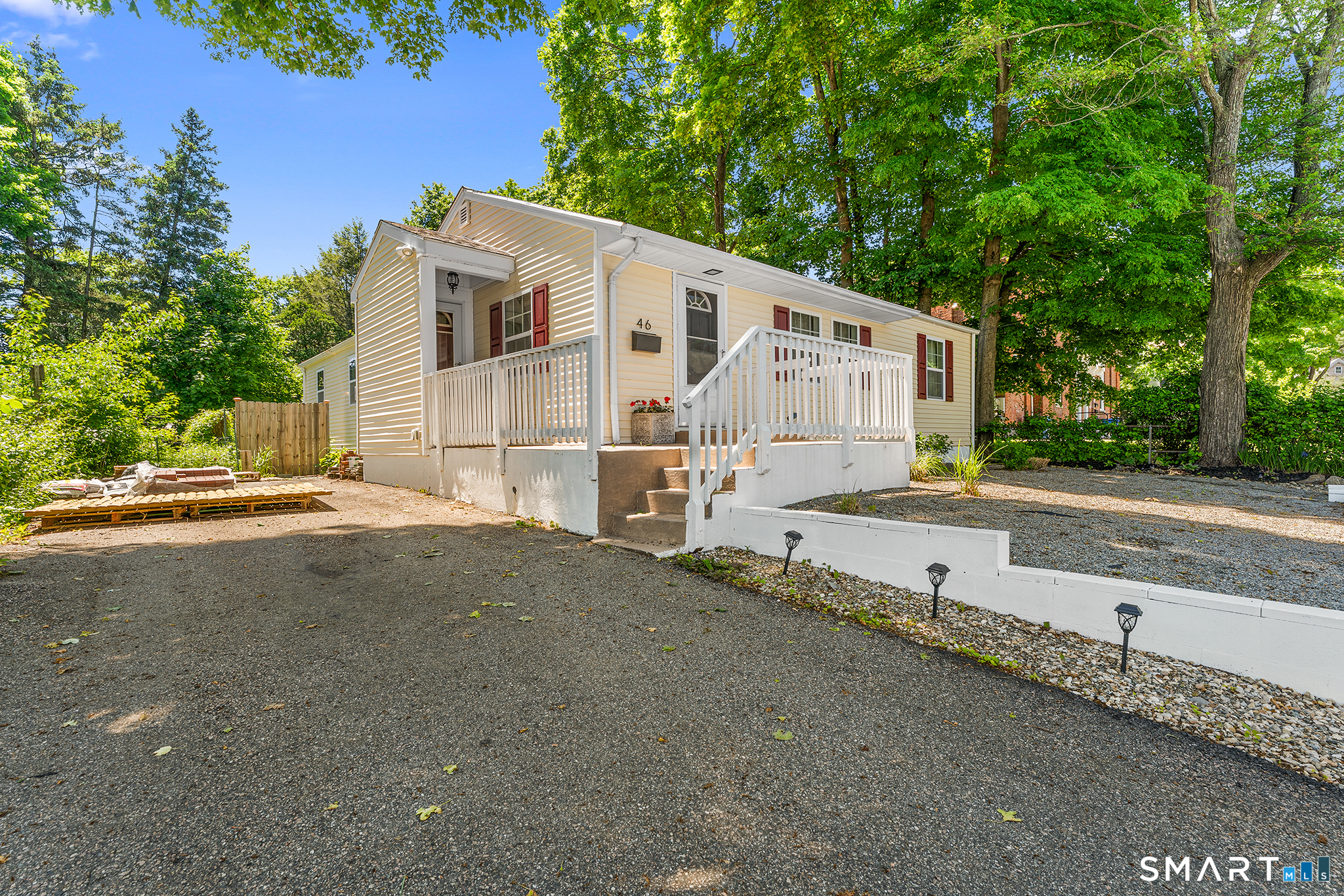 46 Pearl Street Norwich CT 06360
