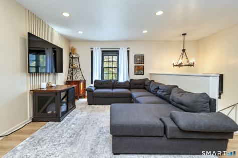 7 Glenridge Drive Ansonia CT 06401