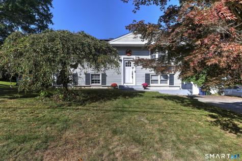 7 Glenridge Drive Ansonia CT 06401