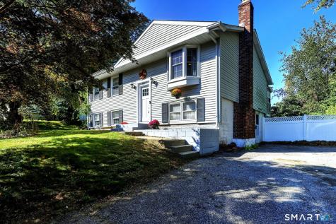7 Glenridge Drive Ansonia CT 06401