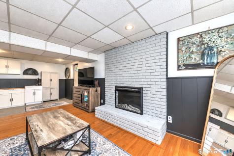7 Glenridge Drive Ansonia CT 06401