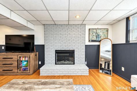 7 Glenridge Drive Ansonia CT 06401