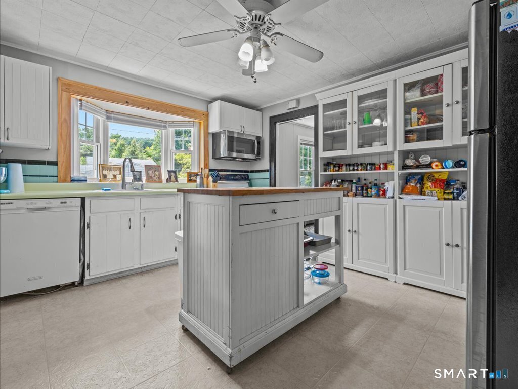 60 Pond Hill Road Wallingford CT 06492