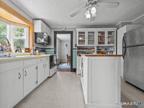 60 Pond Hill Road Wallingford CT 06492