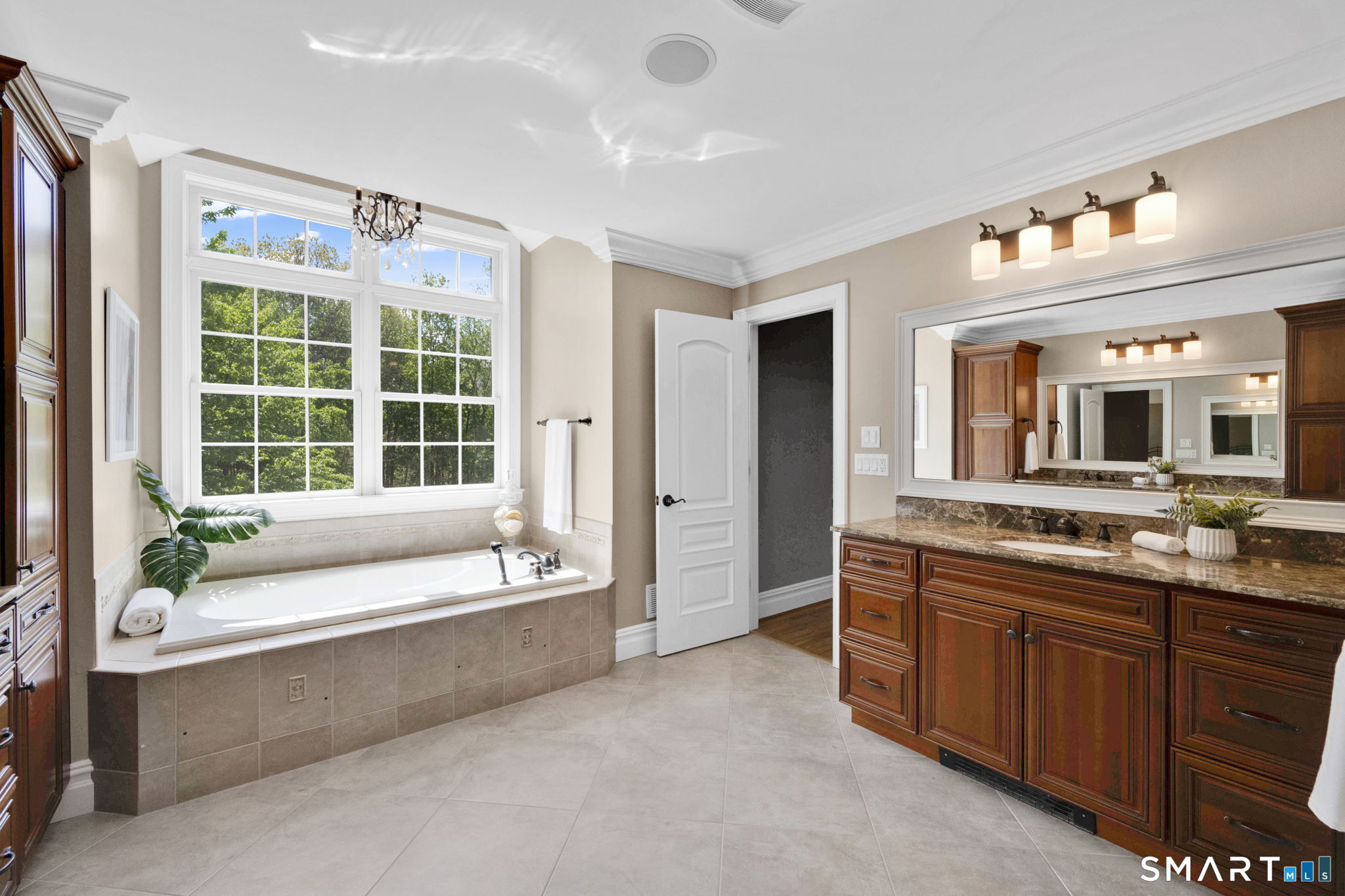 24 Ellridge Place Ellington CT 06029