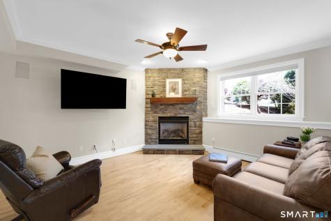 24 Ellridge Place Ellington CT 06029