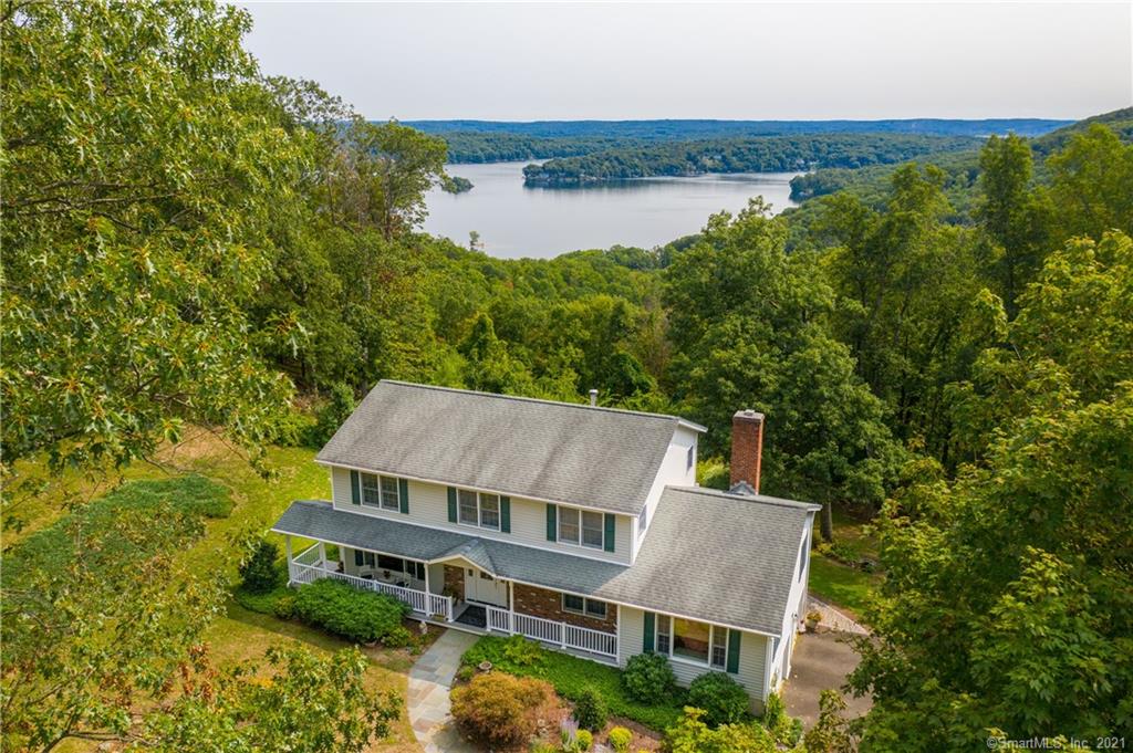 13 Windward Drive New Fairfield CT 06812
