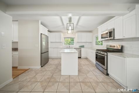 16 Juggernaut Road Prospect CT 06712