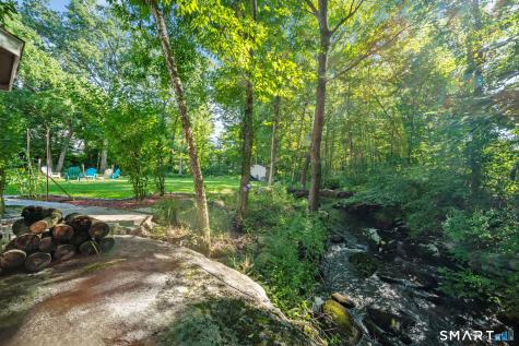 16 Juggernaut Road Prospect CT 06712