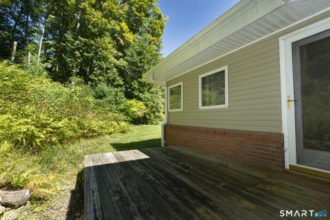 30 Daleville Road Willington CT 06279