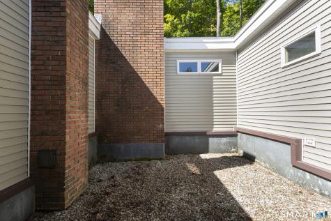30 Daleville Road Willington CT 06279