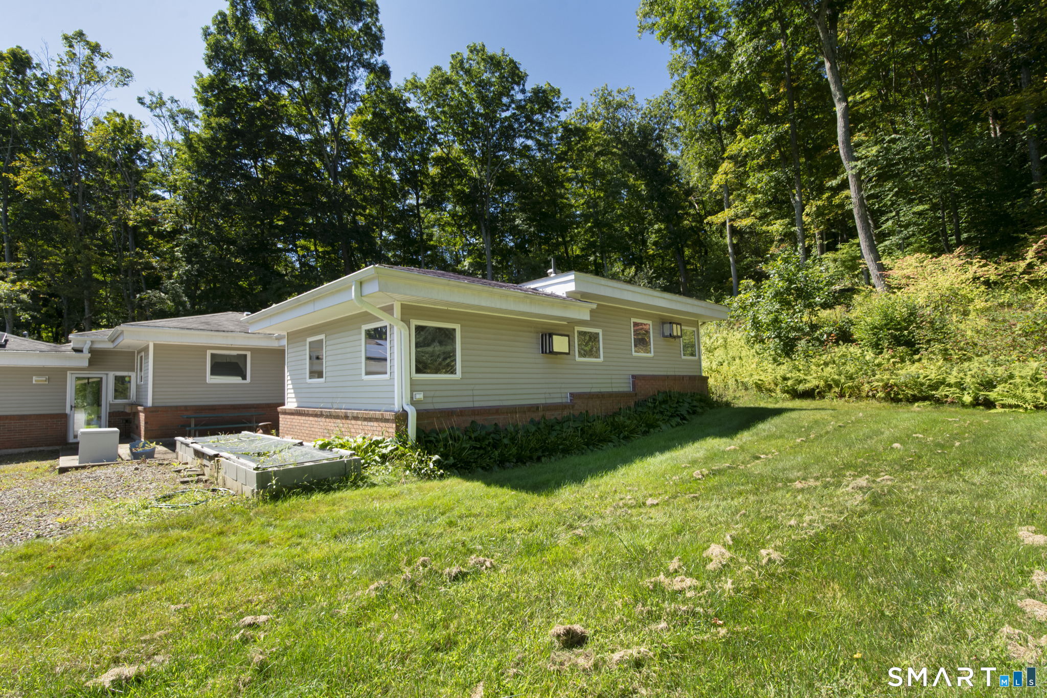 30 Daleville Road Willington CT 06279