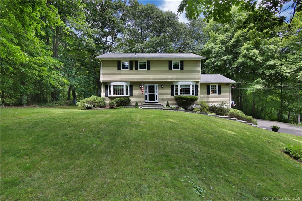 20 Delno Drive Danbury CT 06811