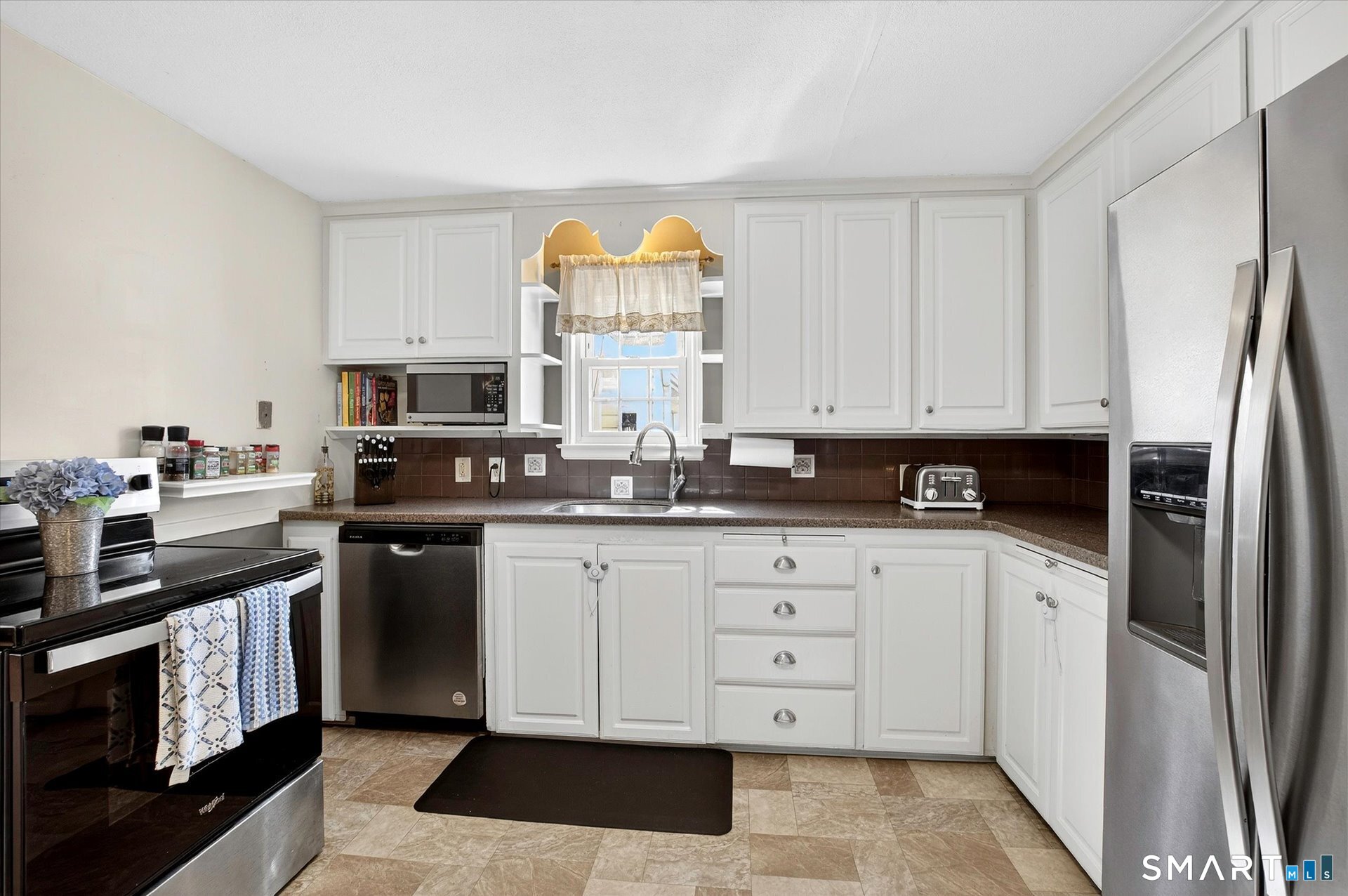 22 Carroll Road Manchester CT 06042