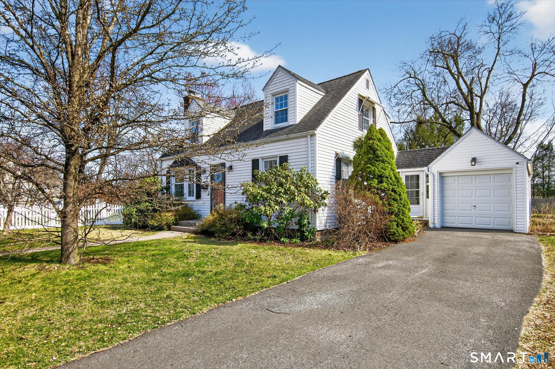 22 Carroll Road Manchester CT 06042