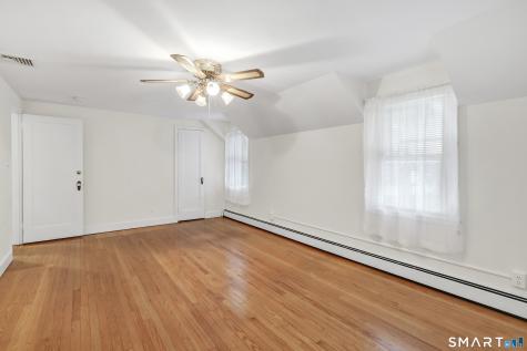 24 Oxford Street Bridgeport CT 06606