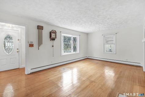 24 Oxford Street Bridgeport CT 06606