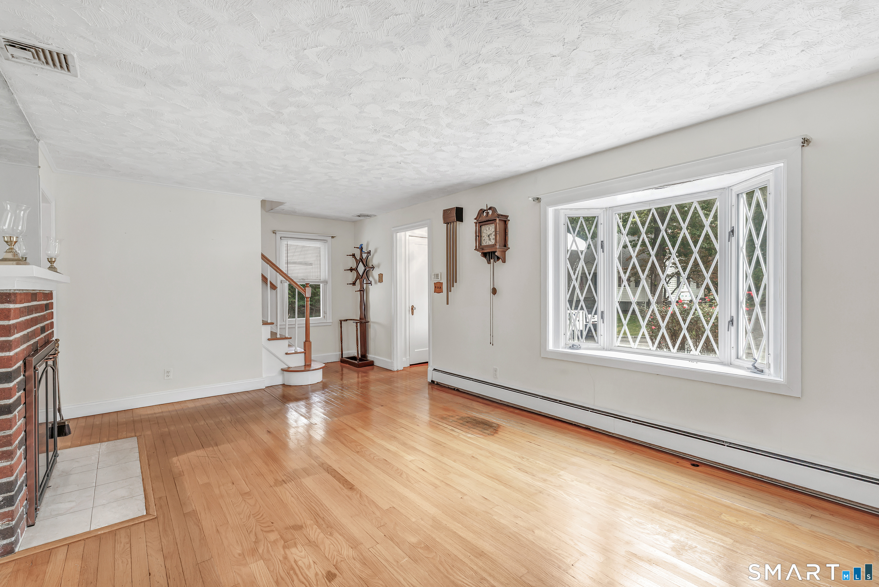 24 Oxford Street Bridgeport CT 06606