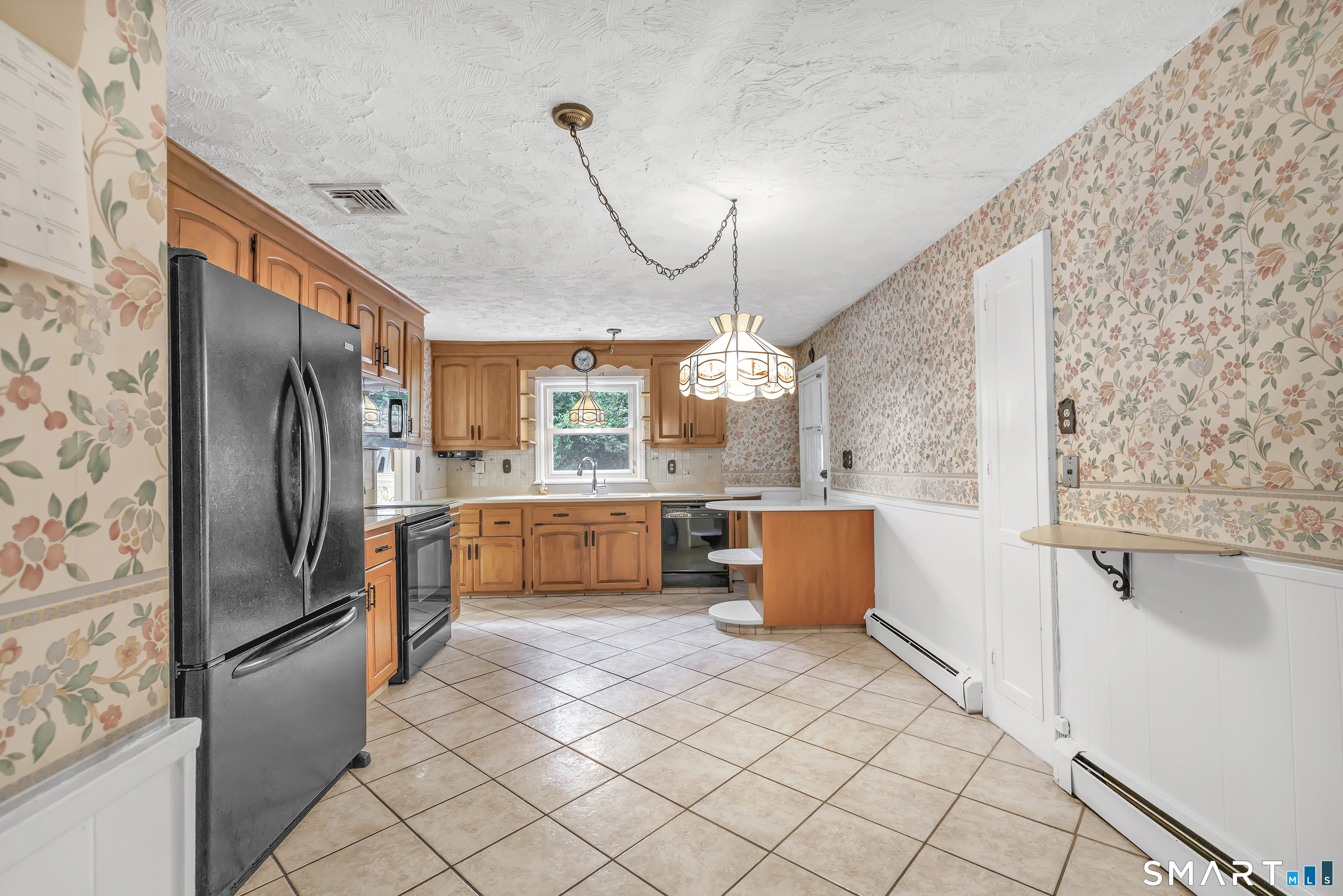 24 Oxford Street Bridgeport CT 06606