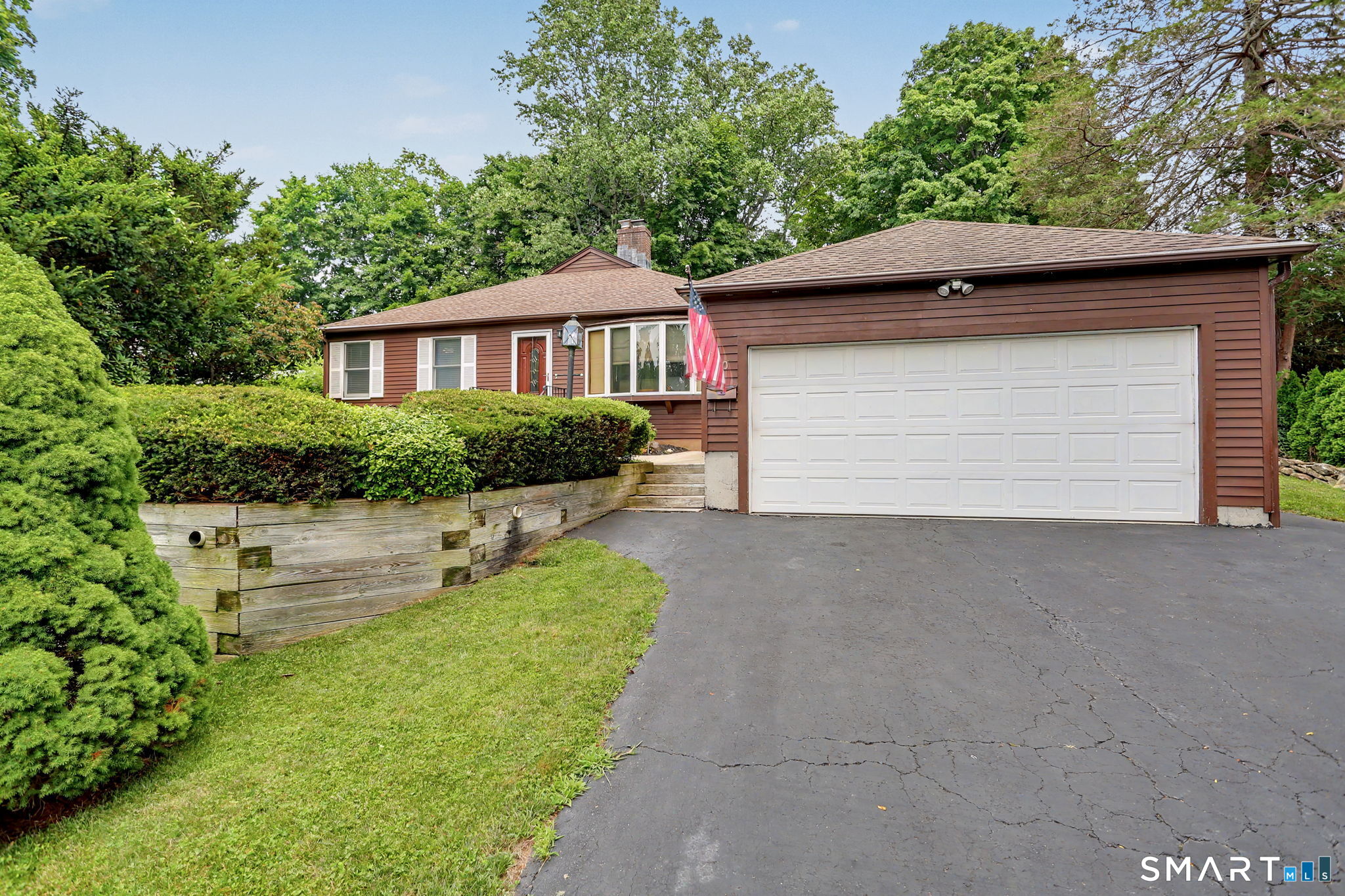 10 Paulina Place Trumbull CT 06611