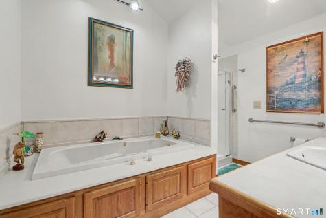 10 Paulina Place Trumbull CT 06611
