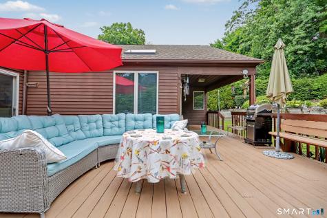 10 Paulina Place Trumbull CT 06611