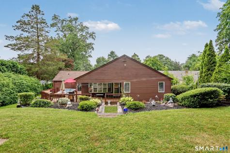 10 Paulina Place Trumbull CT 06611