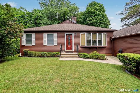 10 Paulina Place Trumbull CT 06611