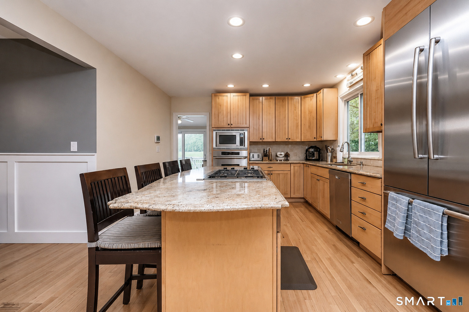 173 Meadow Street East Haven CT 06512