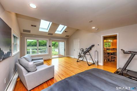 173 Meadow Street East Haven CT 06512