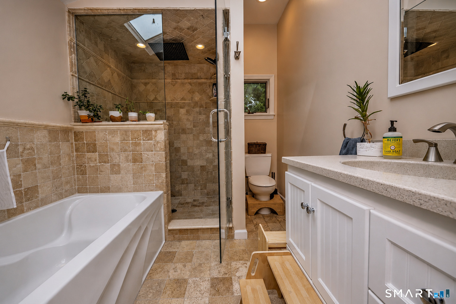 173 Meadow Street East Haven CT 06512