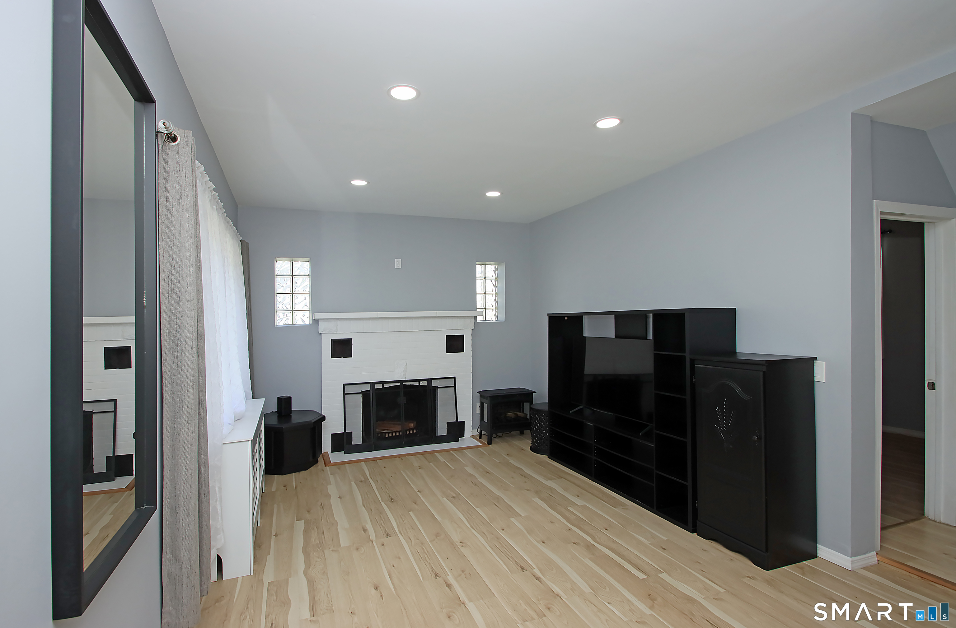 251 Riverside Street Watertown CT 06795
