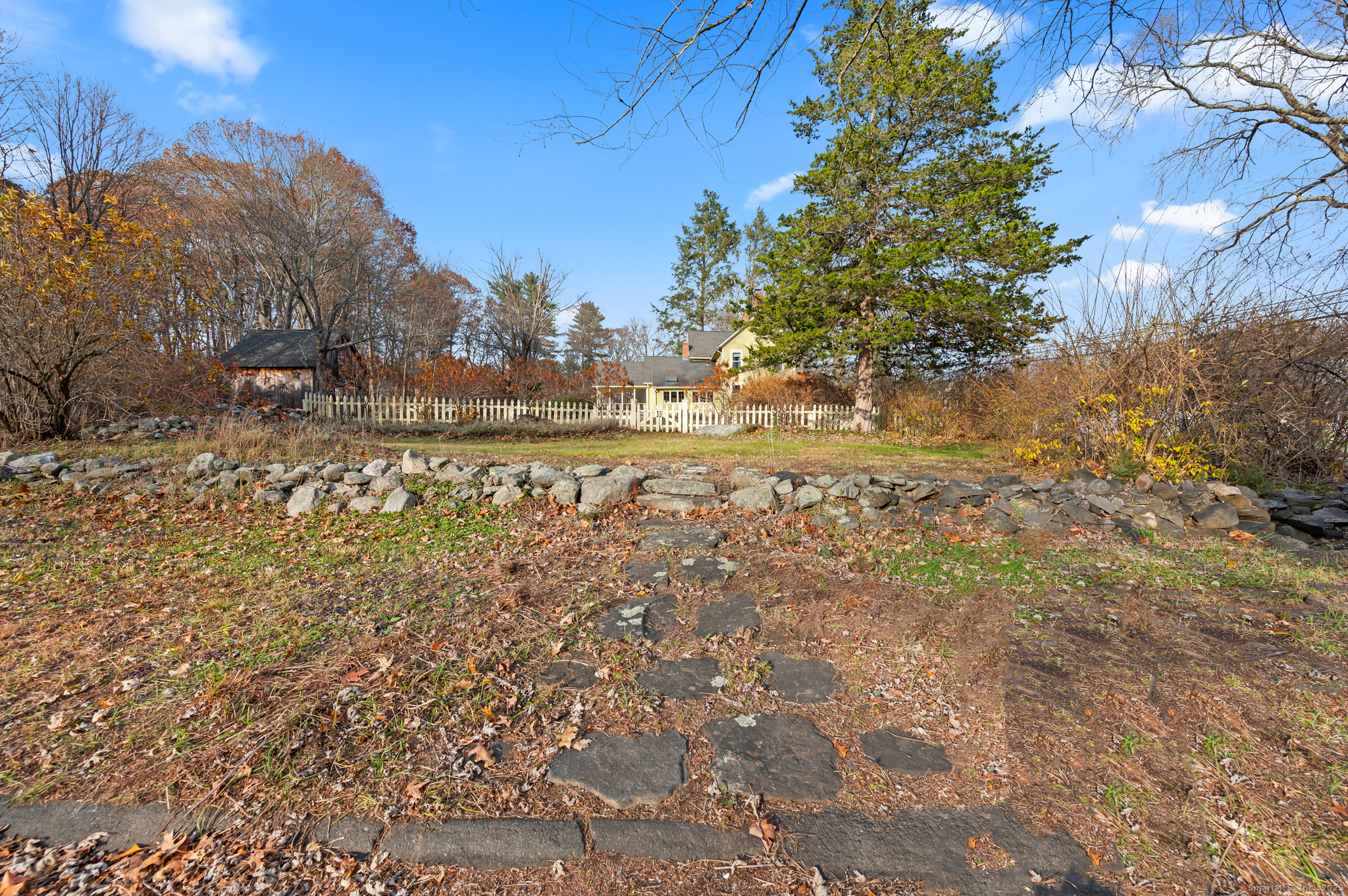 40 East Hill Road Canton CT 06019