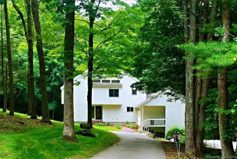 17 Rolling Hills Drive Sharon CT 06069