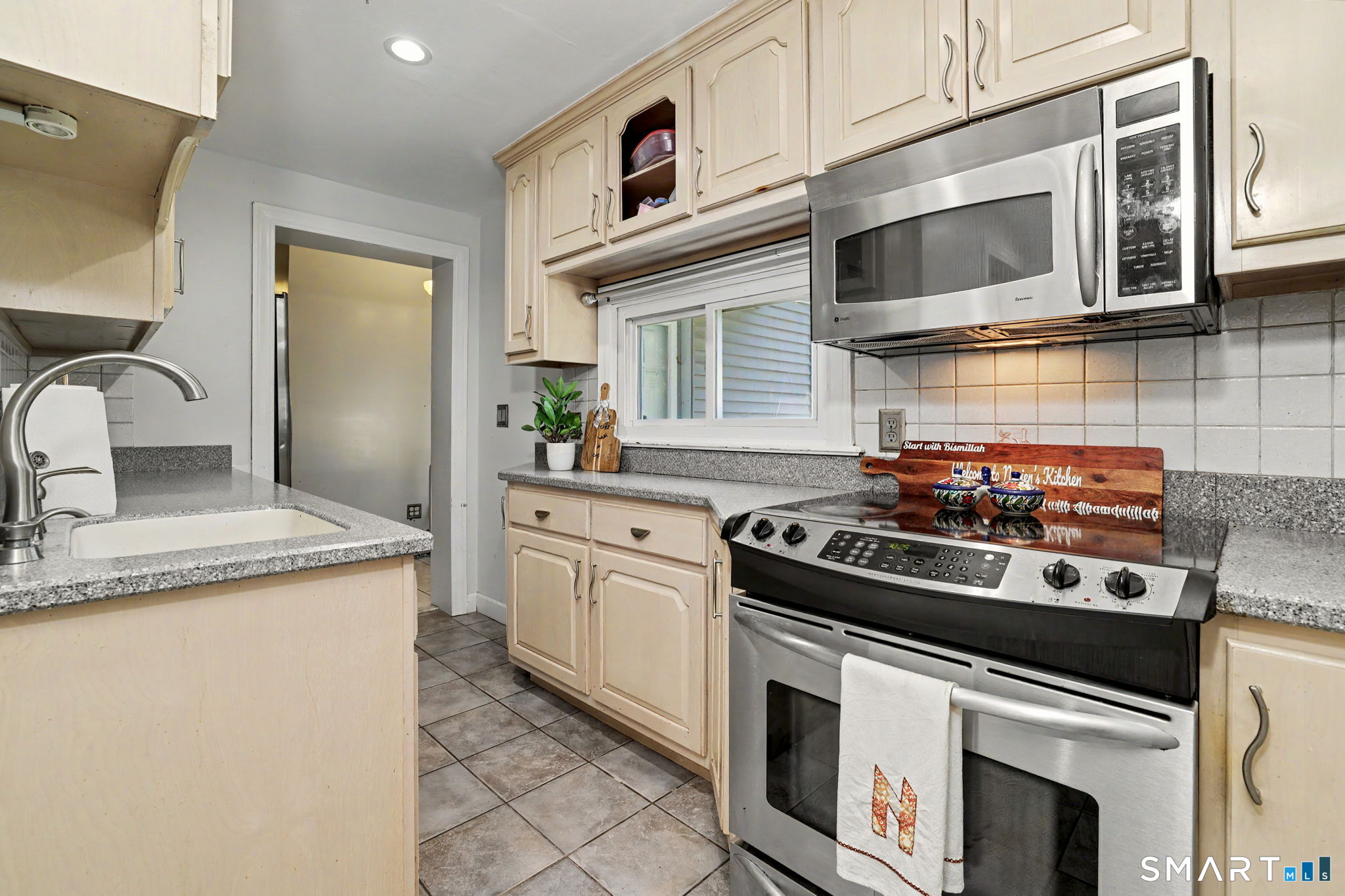 36 Donovan Road Naugatuck CT 06770