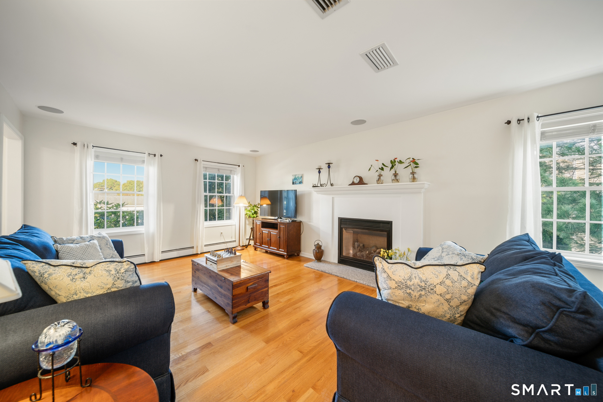 17 Pembrook Road Naugatuck CT 06770