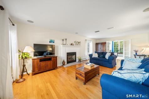17 Pembrook Road Naugatuck CT 06770