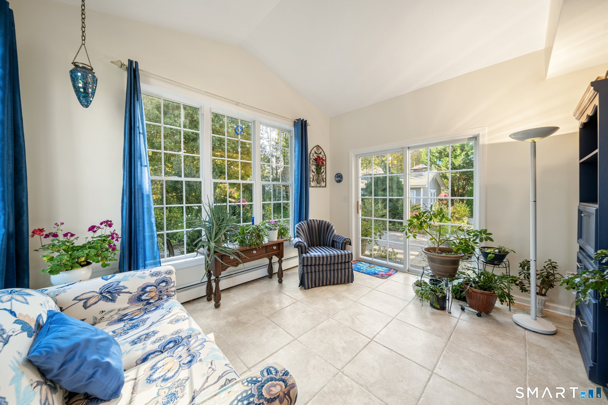 17 Pembrook Road Naugatuck CT 06770