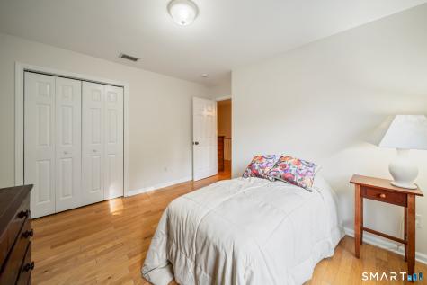 17 Pembrook Road Naugatuck CT 06770