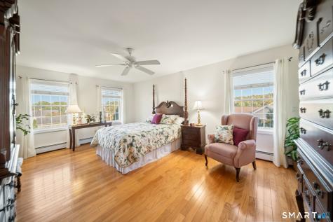 17 Pembrook Road Naugatuck CT 06770