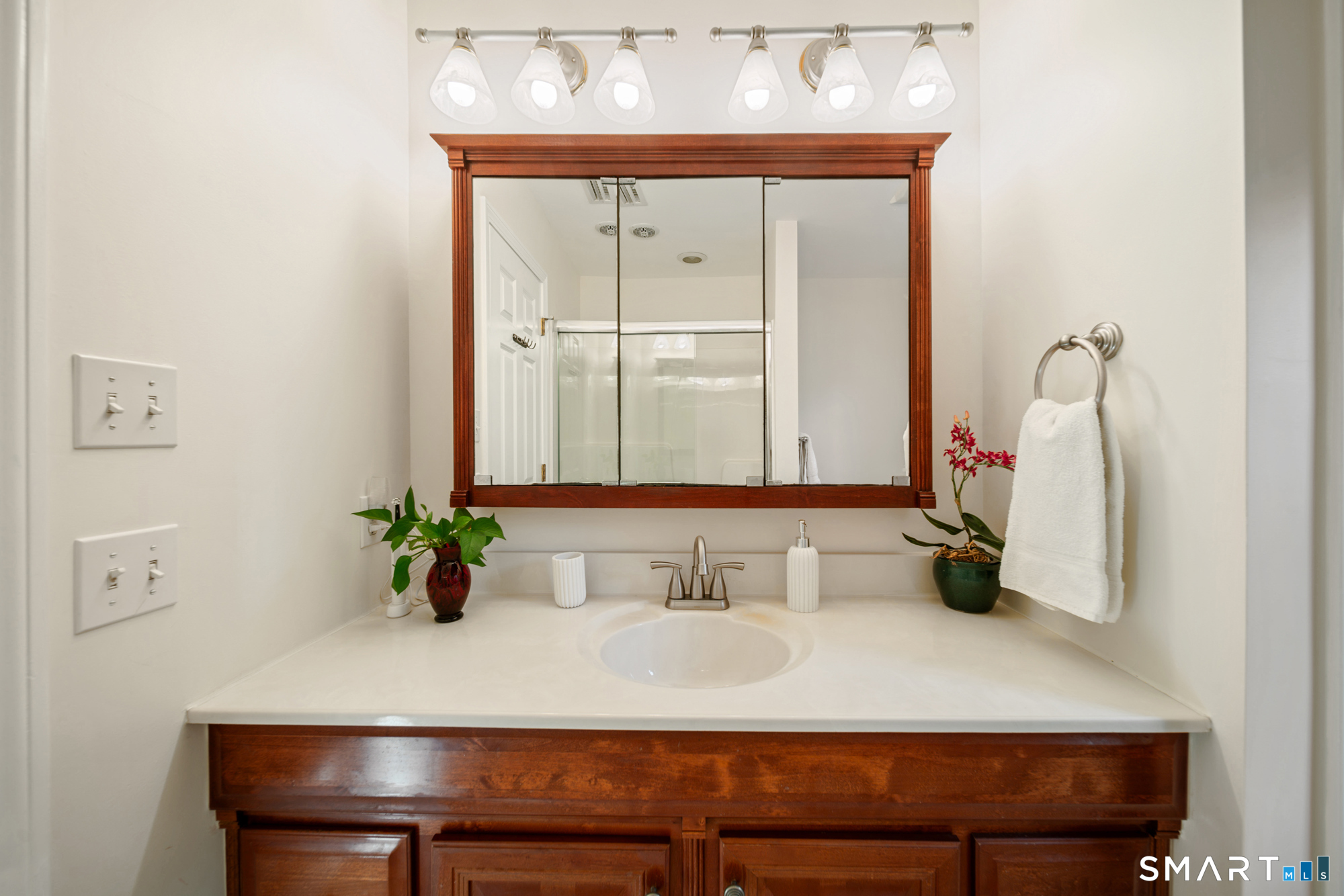 17 Pembrook Road Naugatuck CT 06770