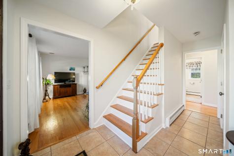 17 Pembrook Road Naugatuck CT 06770